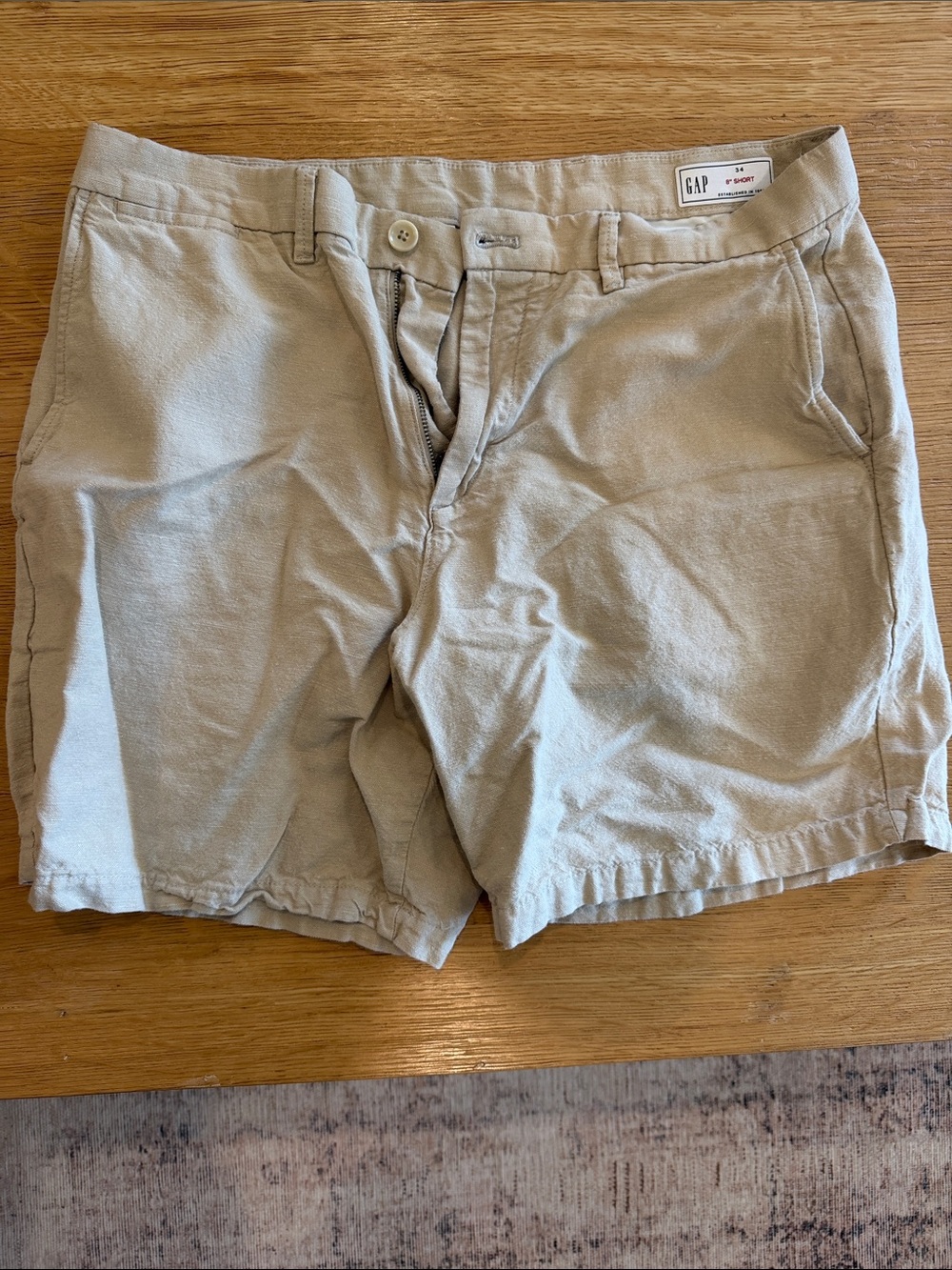 GAP Men’s Light Khaki Flat-Front Cotton Shorts